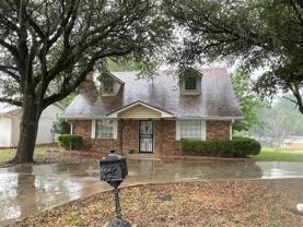 230 Ross Ave - Photo 1 of 1