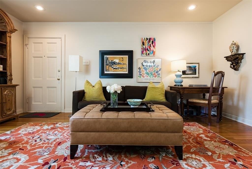 5122 W Amherst Ave - Photo 2 of 20