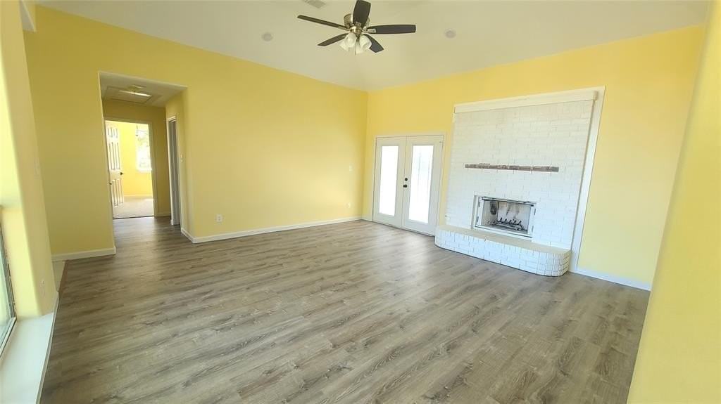 625 Grand Cayman Way - Photo 3 of 15