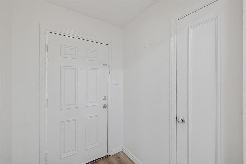 405 W Jefferson St - Photo 5 of 26