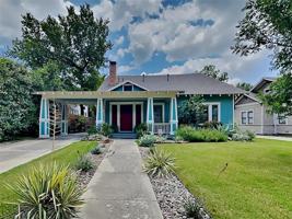 featured image of 5536 Tremont Street