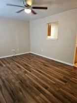 225 E Craven Ave - Photo 1 of 1