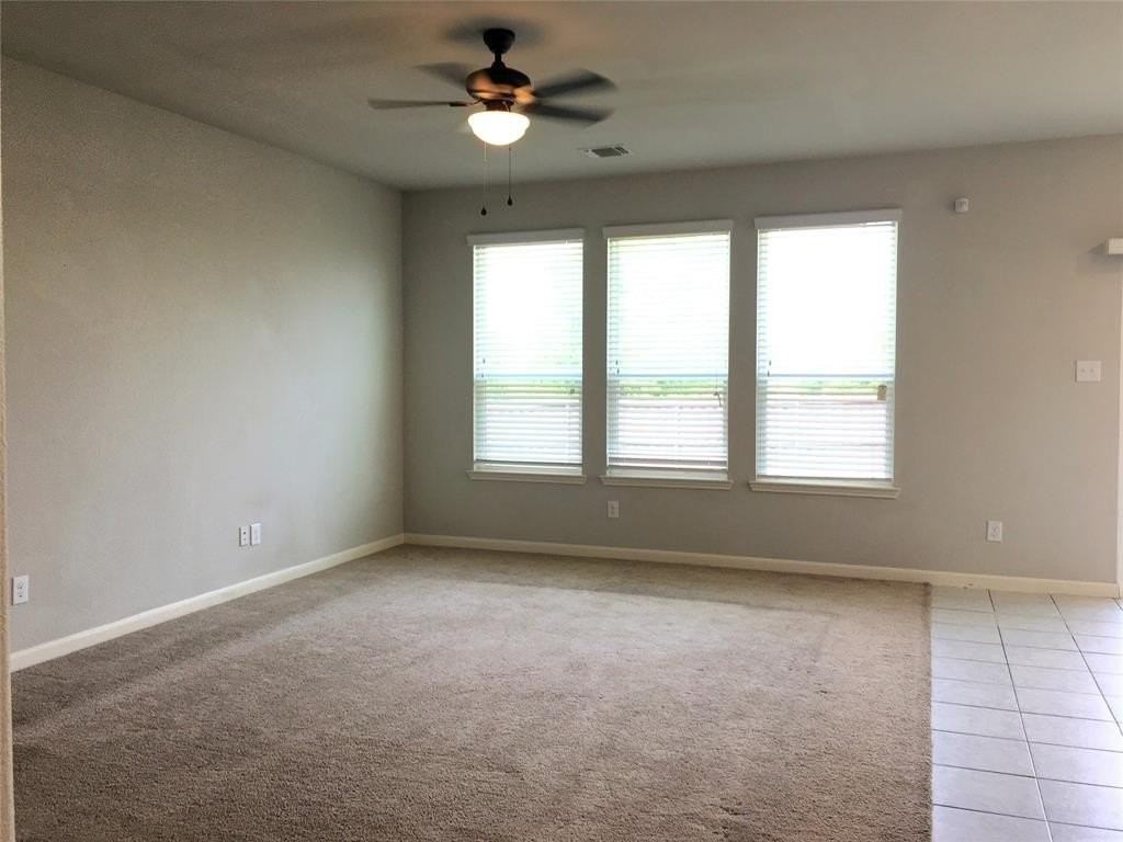 9055 Switchgrass Ln - Photo 6 of 32