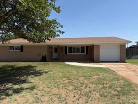 4305 Country Club Dr - Photo 1 of 1