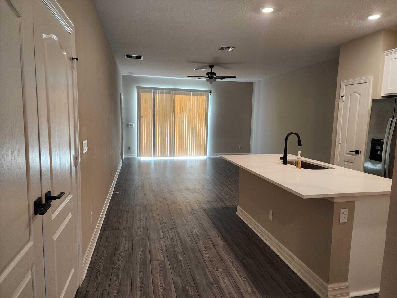 1817 Party Pl - Photo 3 of 30