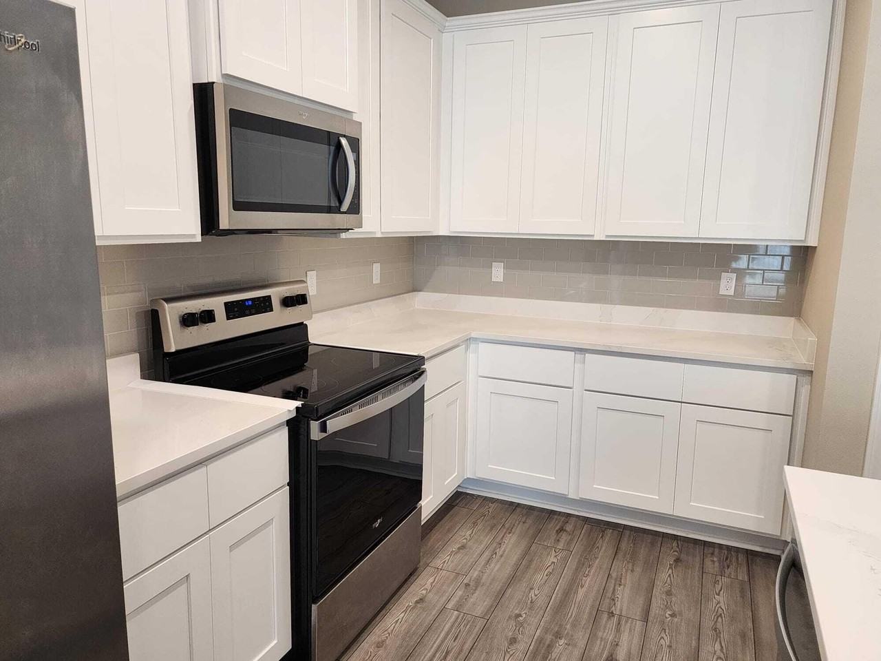 1817 Party Pl - Photo 5 of 30