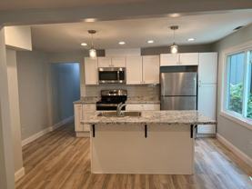 910 Oliver Ave N #3 - Photo 1 of 1
