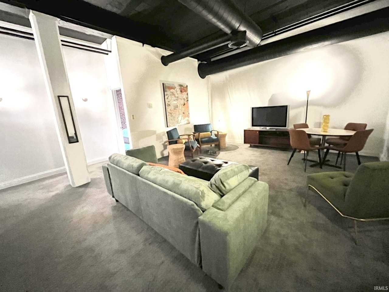 915 Main St #601 - Photo 5 of 12