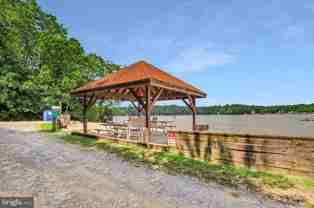 610 Cedarwood Ln - Photo 1 of 1
