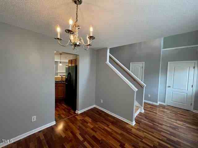 102 Alice Court - Photo 6 of 32