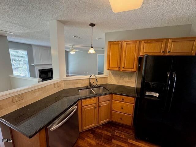 102 Alice Court - Photo 7 of 32