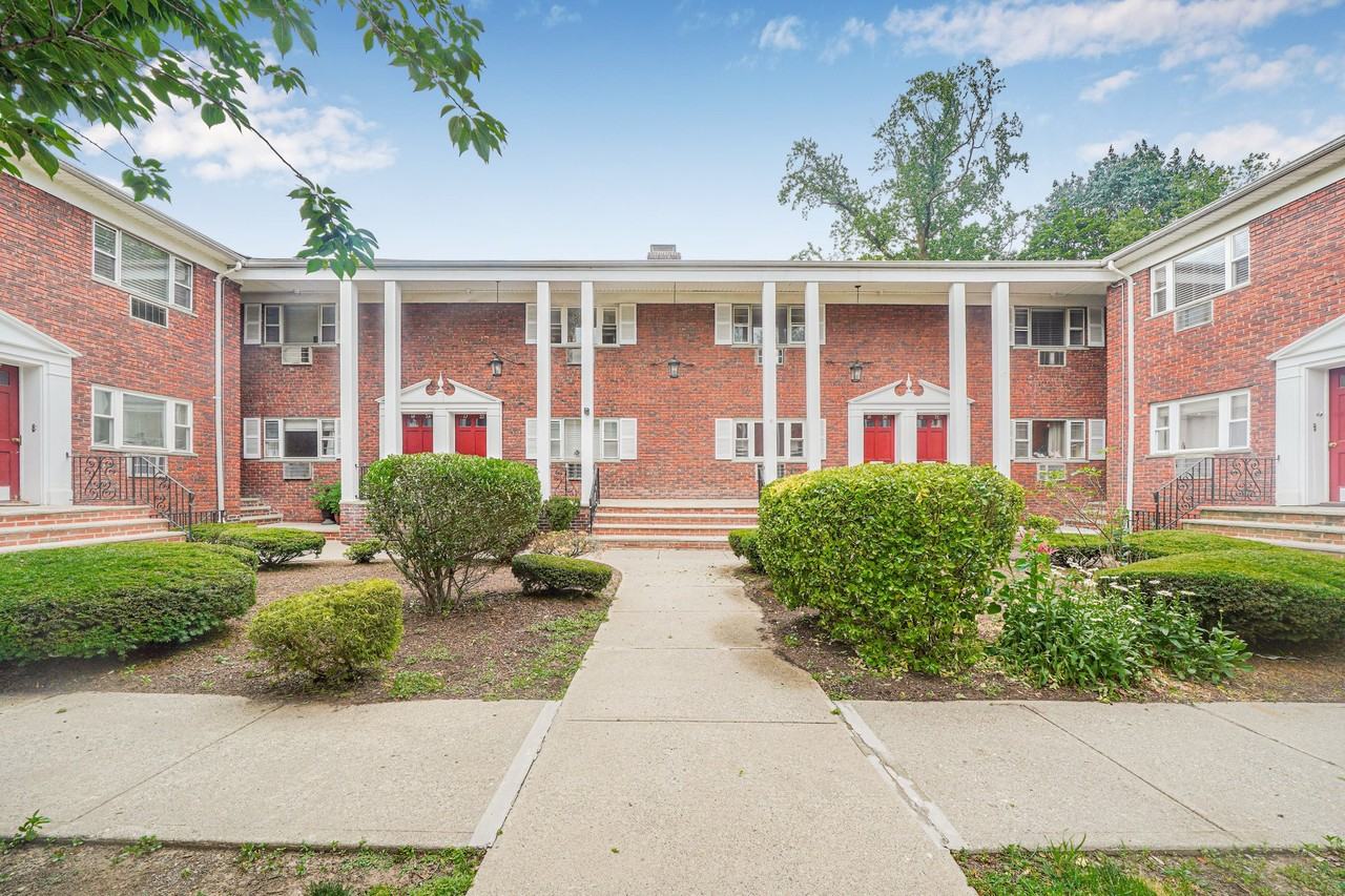 640 Franklin Ave Apt 1m