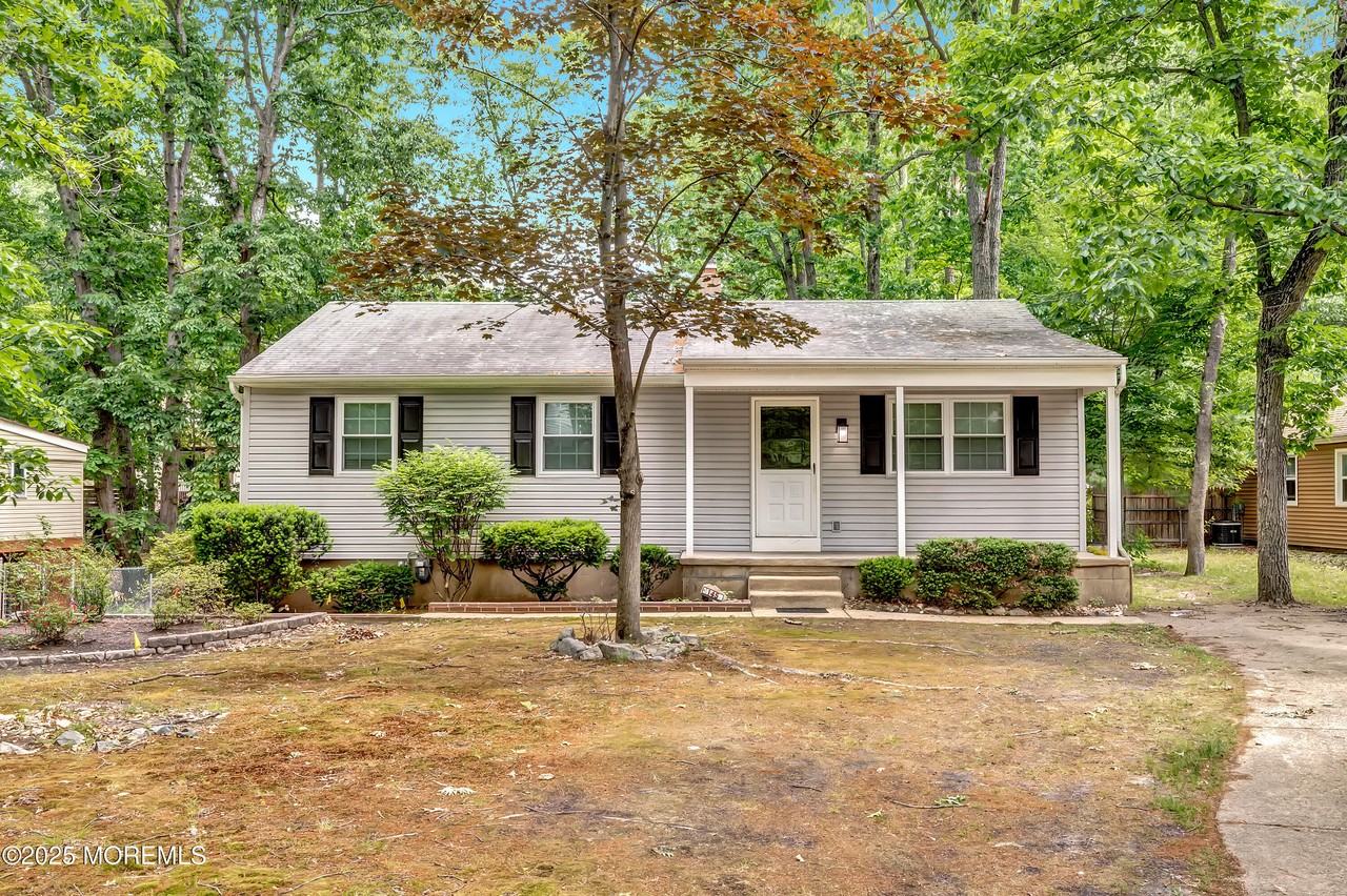 145 W Woodburn Ave - Photo 2 of 29