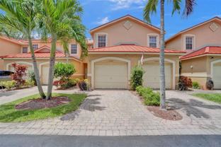 4059 Crystal Lake Dr - Photo 1 of 1