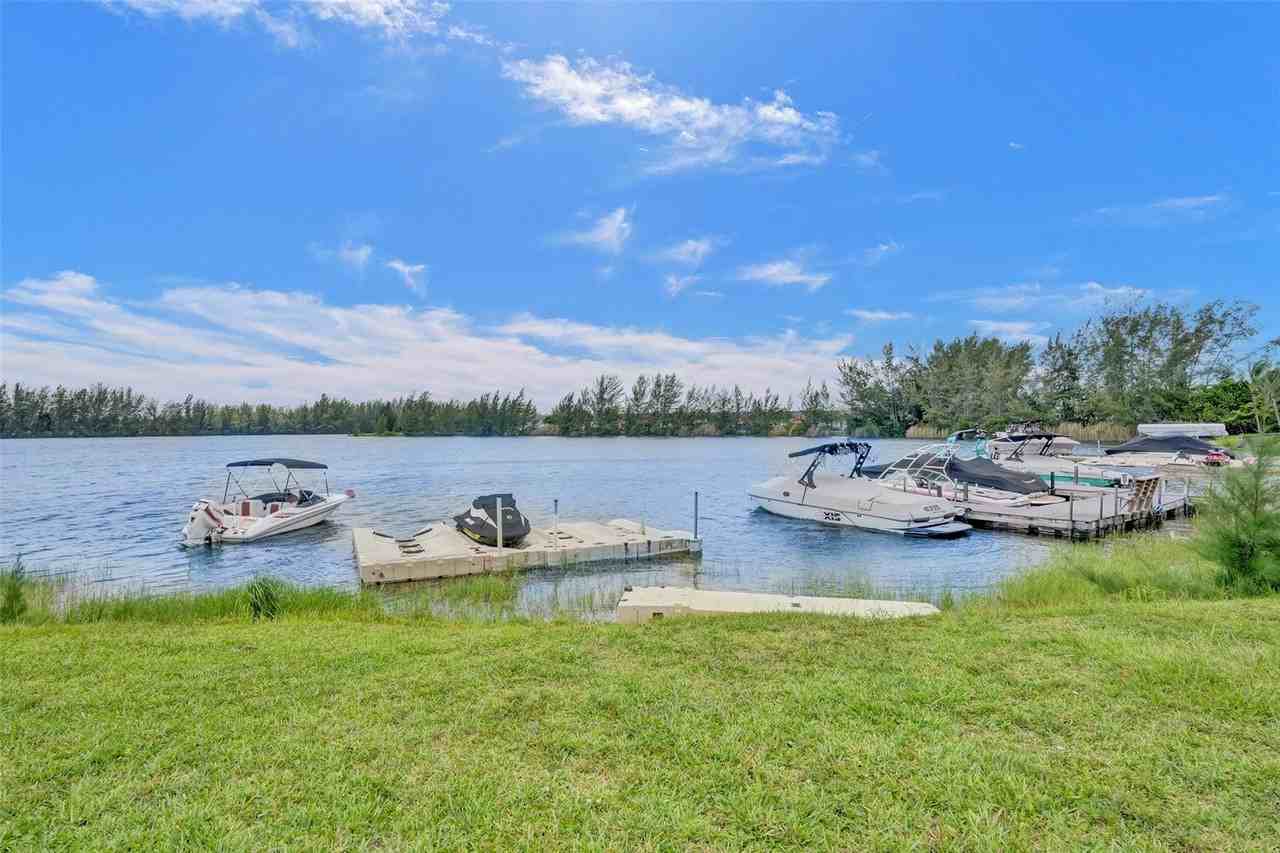 4059 Crystal Lake Dr - Photo 3 of 50