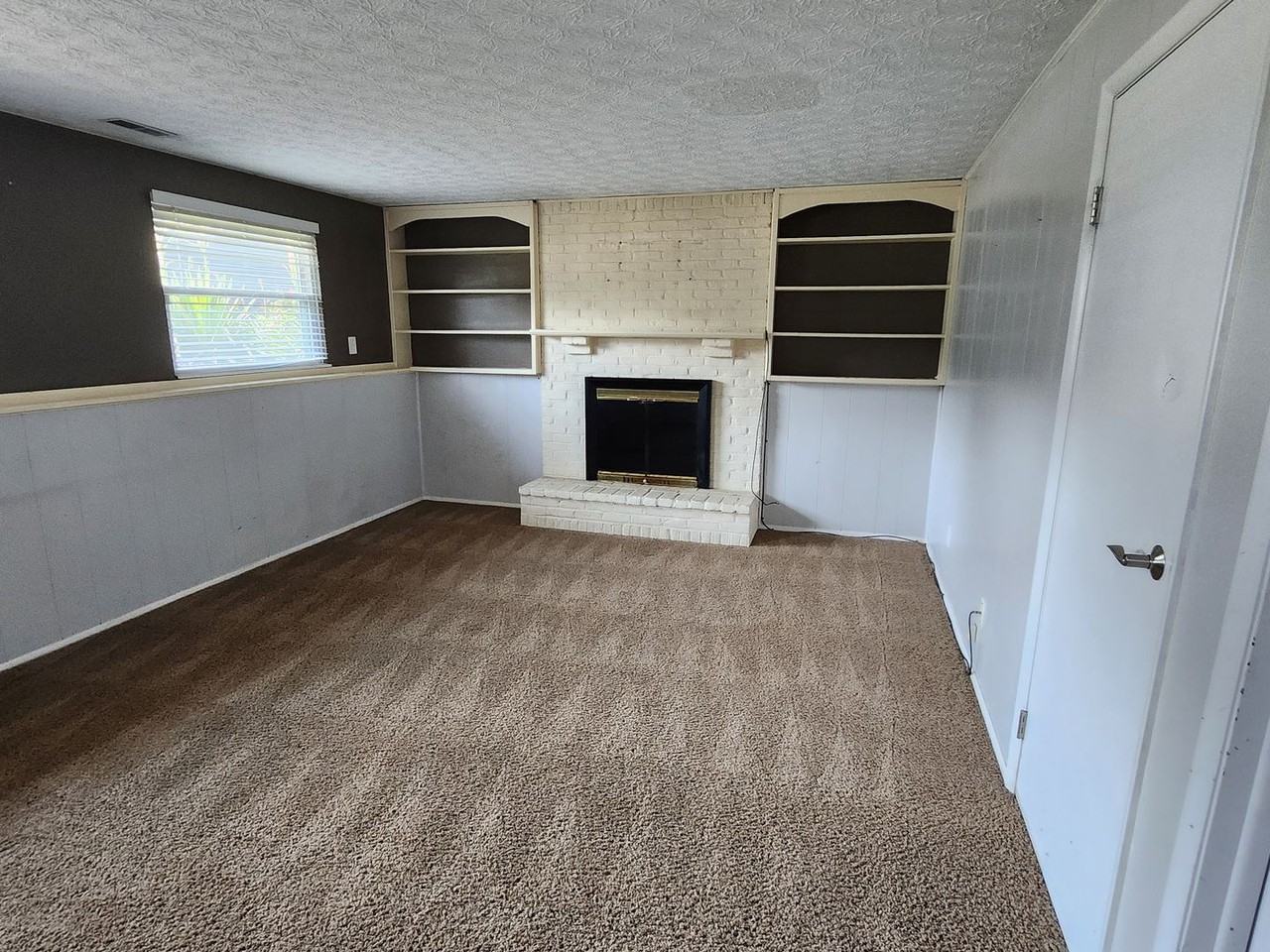 1188 Starbuck Ct - Photo 6 of 14