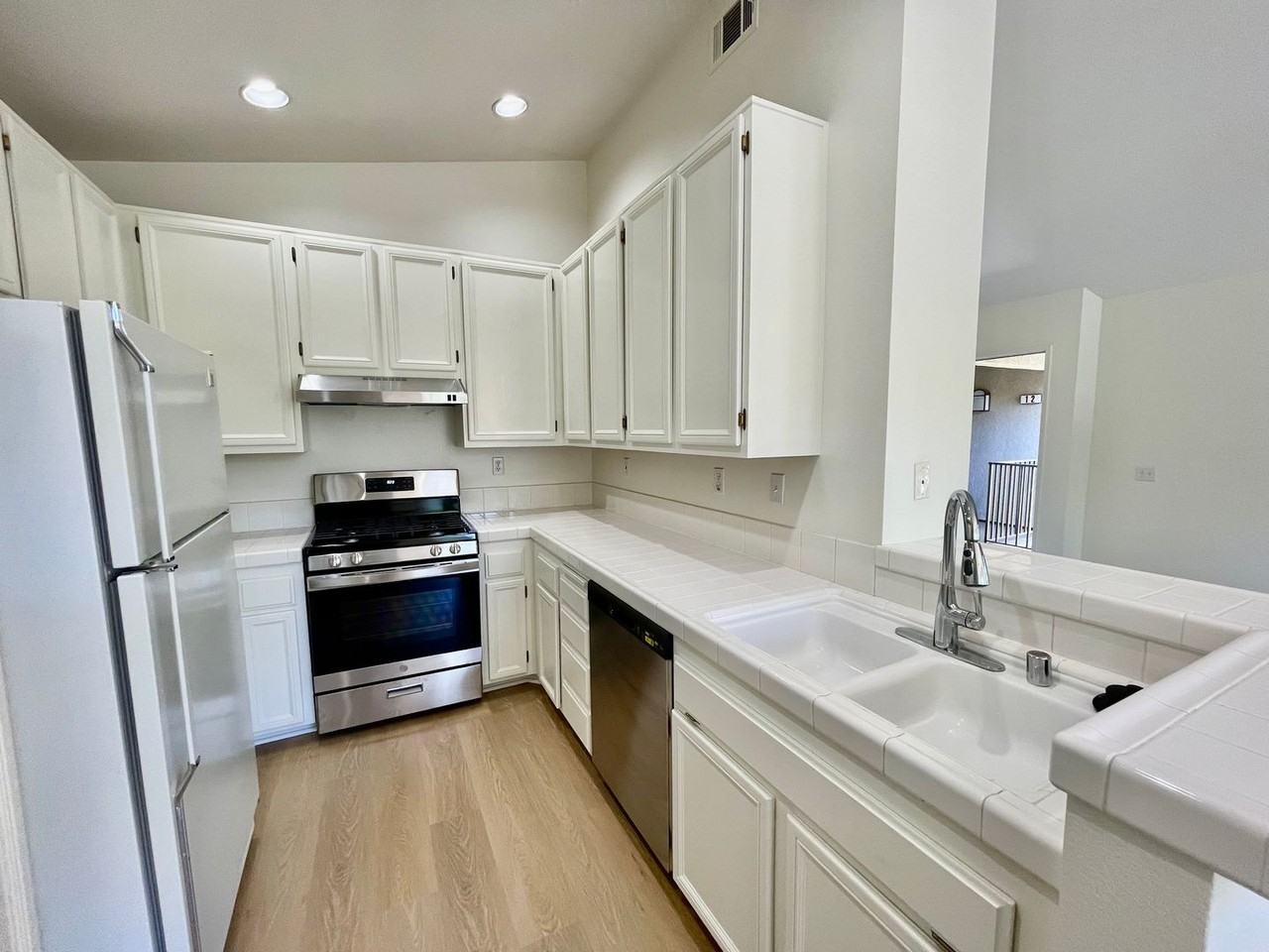 10 Chaumont Cir - Photo 5 of 10