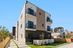 featured image of 2637 S Garth Ave