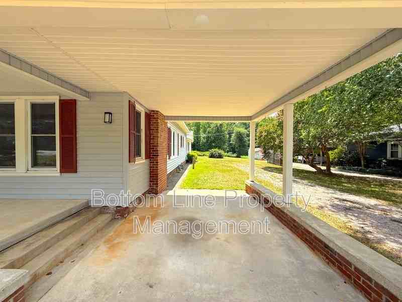 245 Mt Moriah Church Rd - Photo 3 of 30