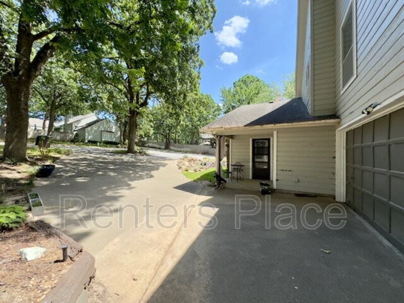 6315 E 98th Pl - Photo 3 of 25