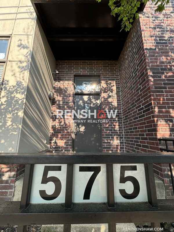 575 S Front St - Photo 3 of 28