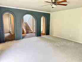 11808 Biggs Cir - Photo 1 of 1