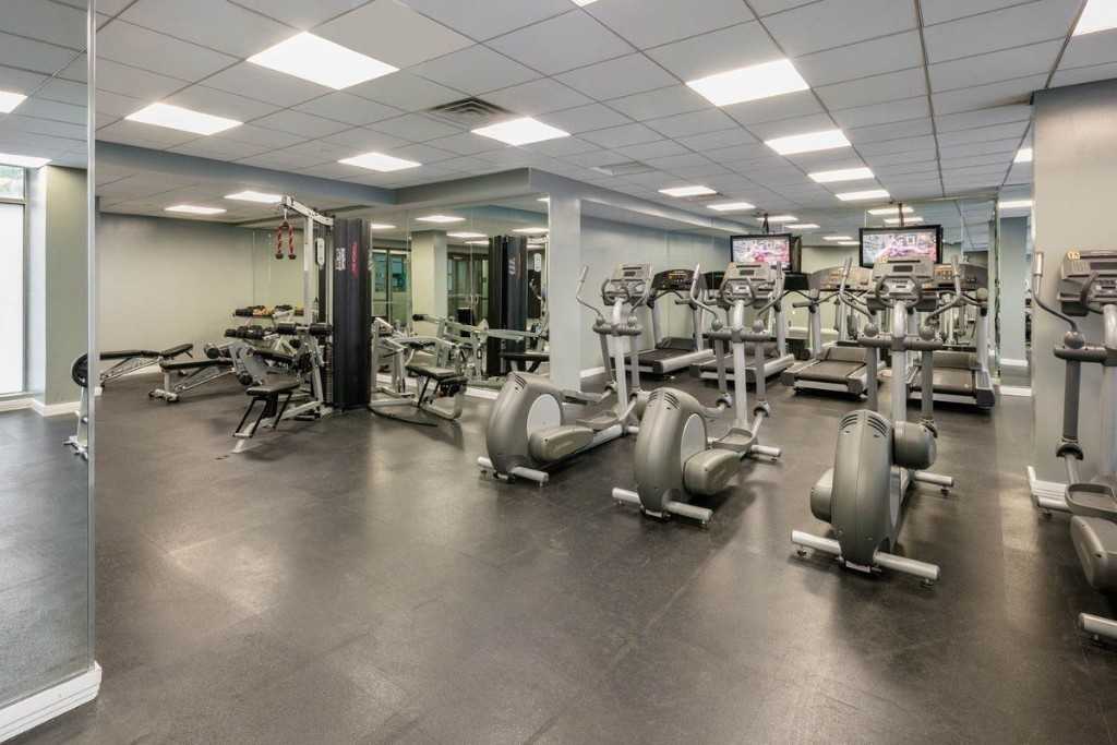 107 Columbia Hts #4L - Photo 6 of 7