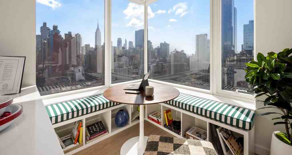 550 10th Ave #4507 - Photo 4 of 20