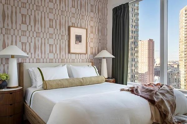 10th Ave #910 - Photo 3 of 18