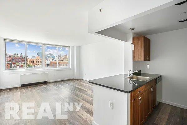 Chrystie St #728B - Photo 3 of 13