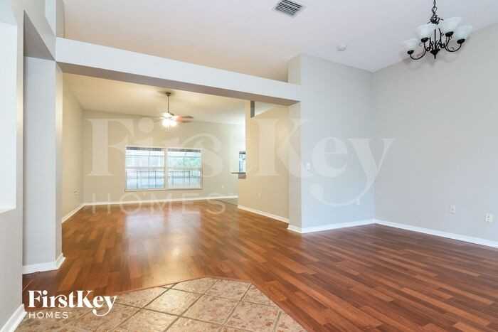 3706 Treeline Dr - Photo 3 of 15