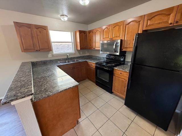 725 Claremont Parkway - Photo 3 of 10