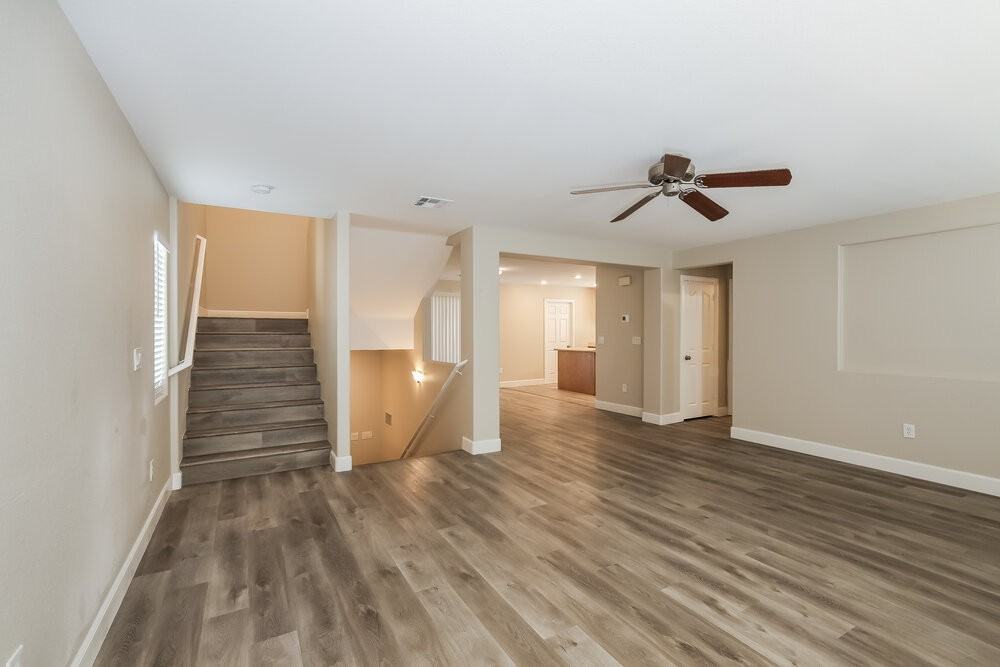5833 Feral Garden St - Photo 5 of 18