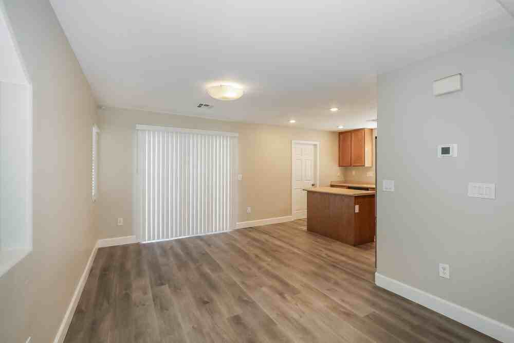 5833 Feral Garden St - Photo 7 of 18