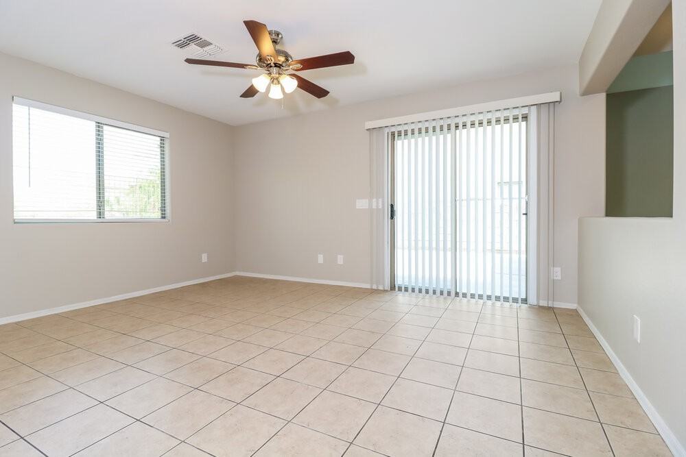 7412 S 37th Dr - Photo 6 of 17