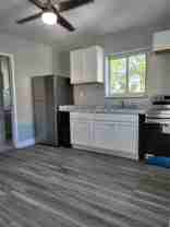 123 Nw 59th St #C - Photo 1 of 1