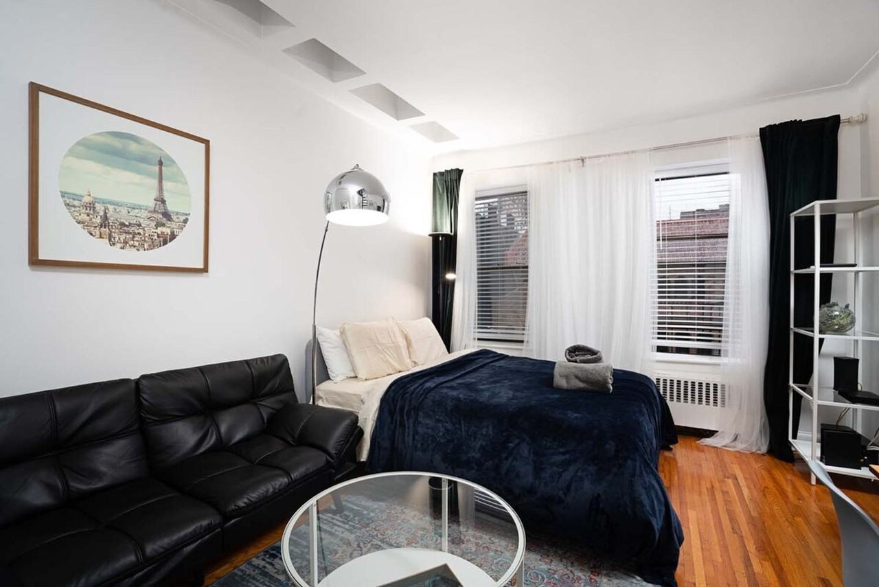 328 E 74th St #1032014P - Photo 5 of 35