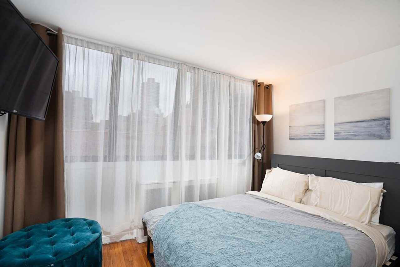 328 E 74th St #1032014P - Photo 7 of 35