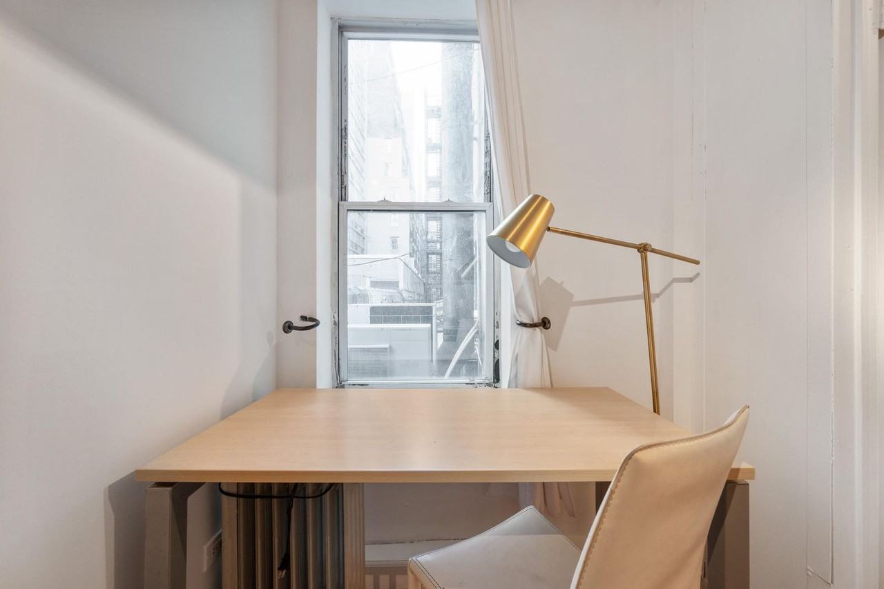 446 10th Ave #1039019P - Photo 6 of 16