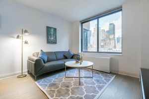 featured image of 47 E 33rd St