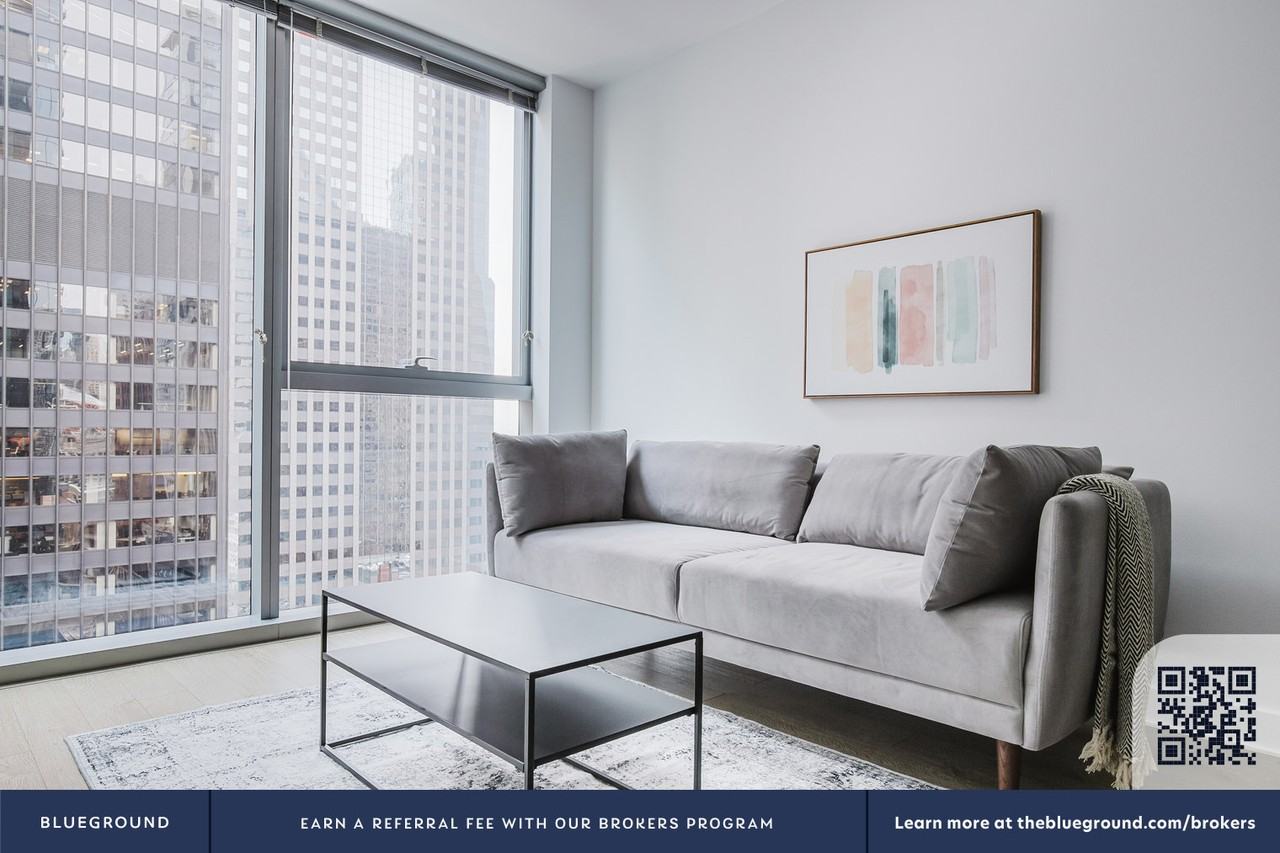 201 North Garland Court - Photo 5 of 50