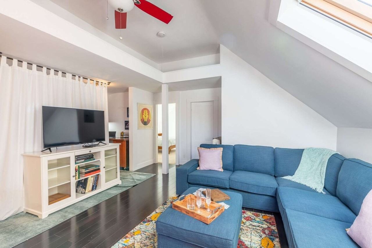 10 Smith St #1045431P - Photo 2 of 44