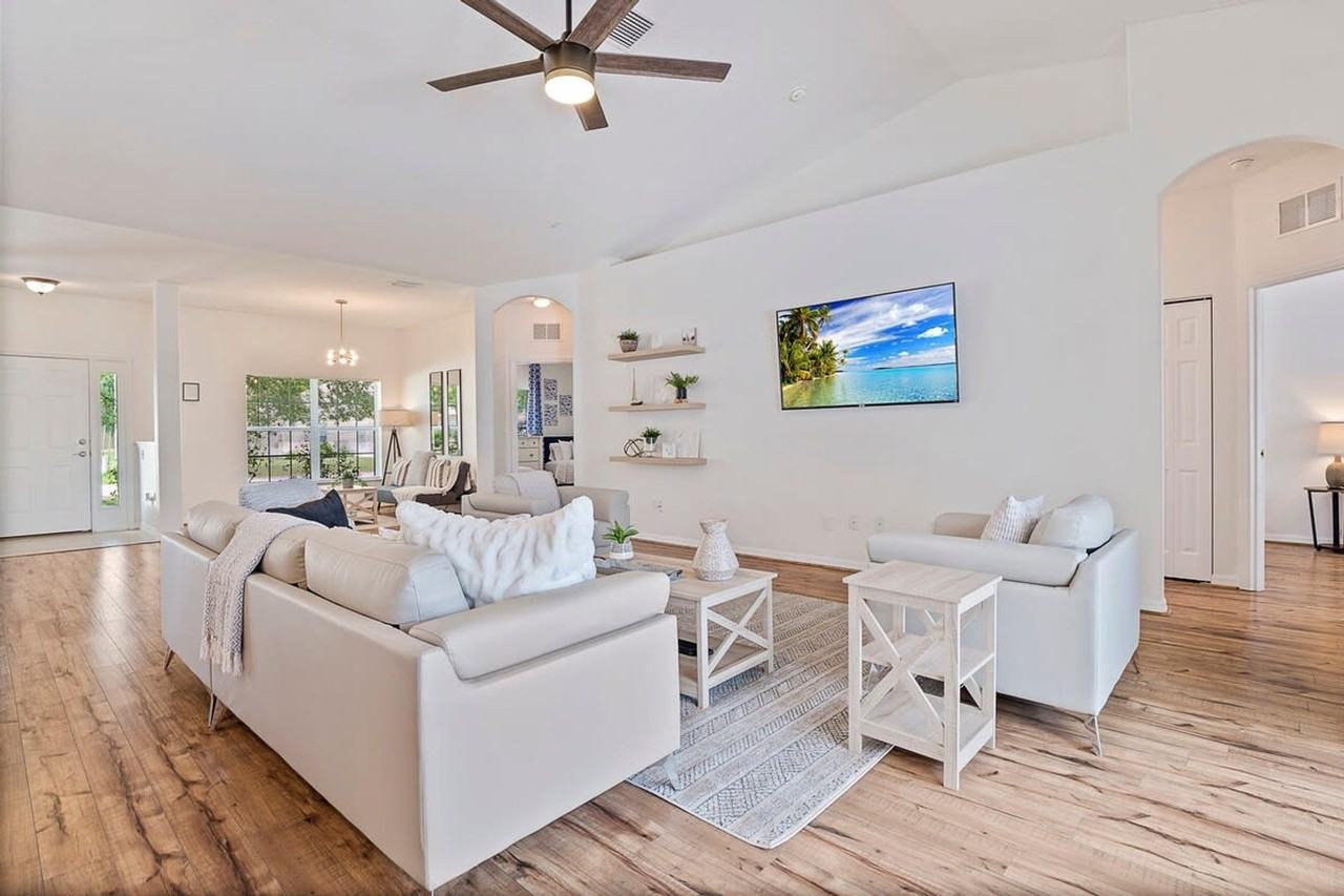 11 Wheeler Ln #1261594P - Photo 4 of 50