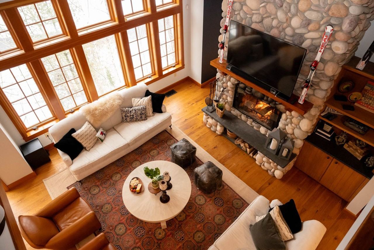 28 Yellow Birch Circle #1262032P - Photo 5 of 50