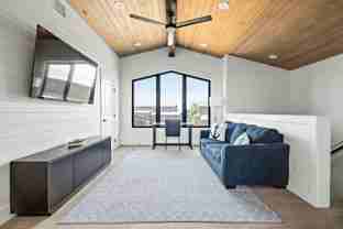 2204 Escape - Photo 1 of 1