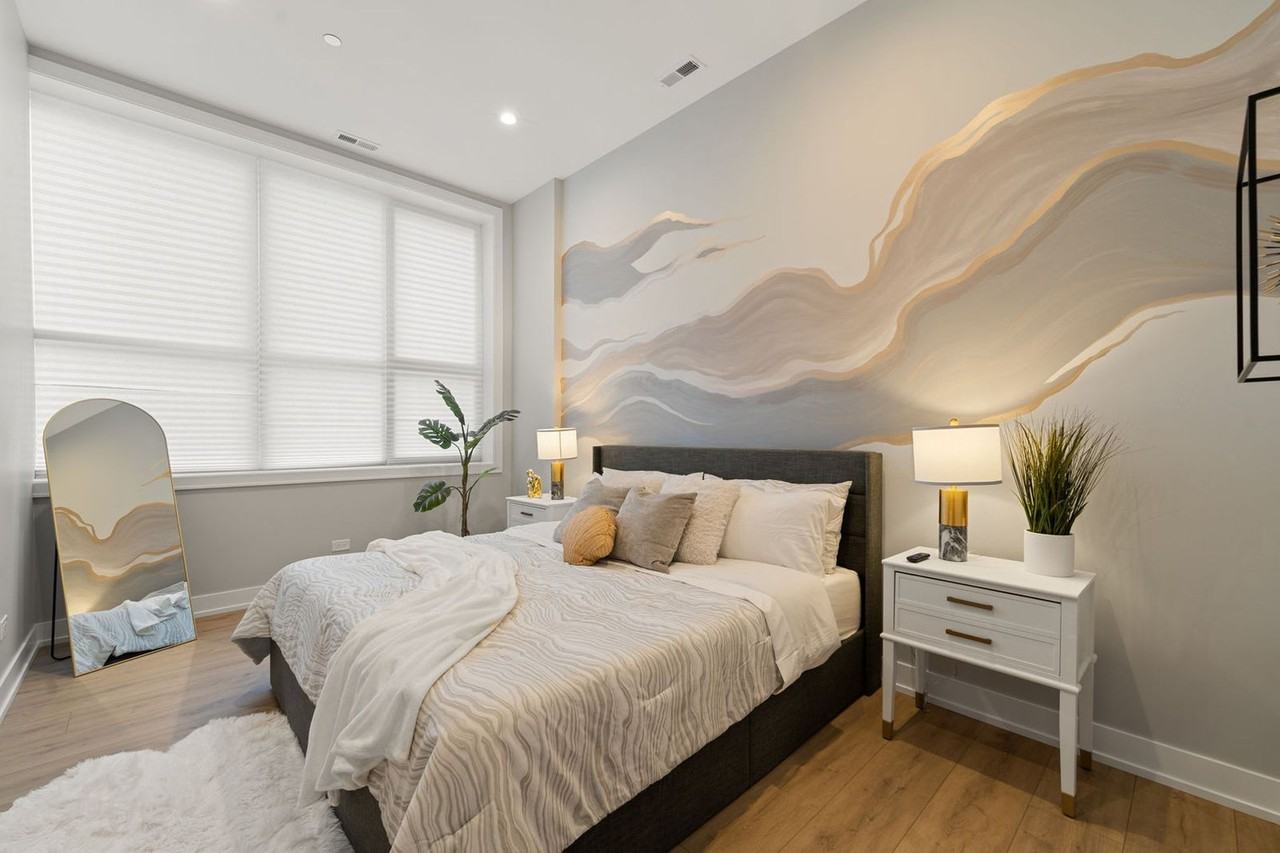 801 S Western Ave #1262784P - Photo 3 of 42