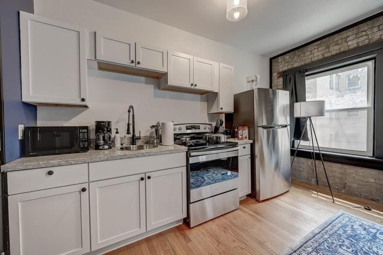 1927 N Prospect Ave #1263186P - Photo 2 of 19