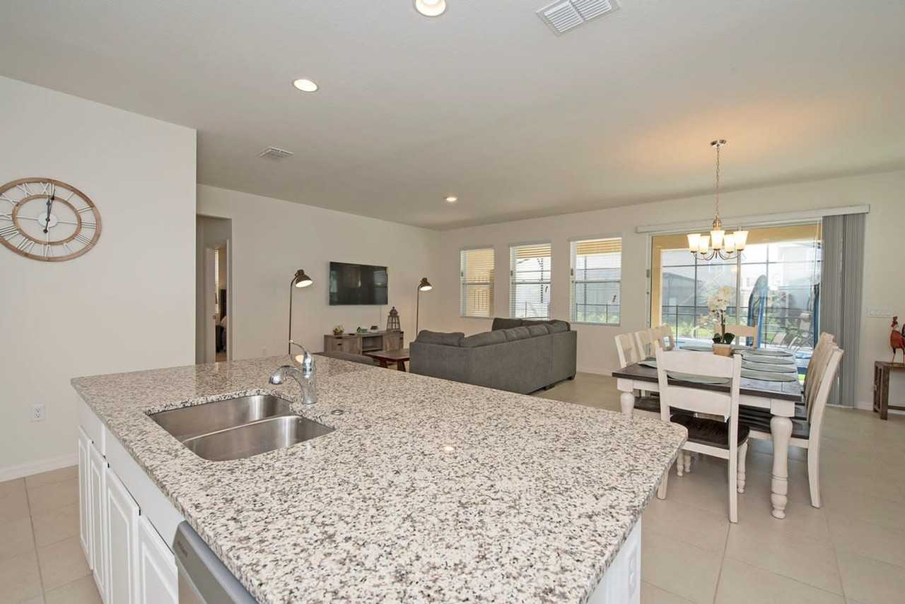 5277 Oakbourne Ave #1263237P - Photo 4 of 50