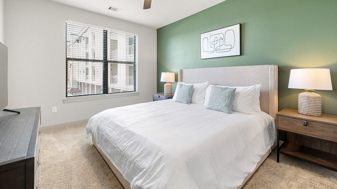 1776 Patriots Lane - Photo 6 of 32