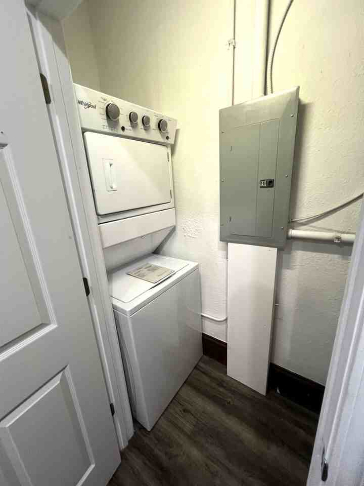 Washburn Towers - Photo 6 of 12